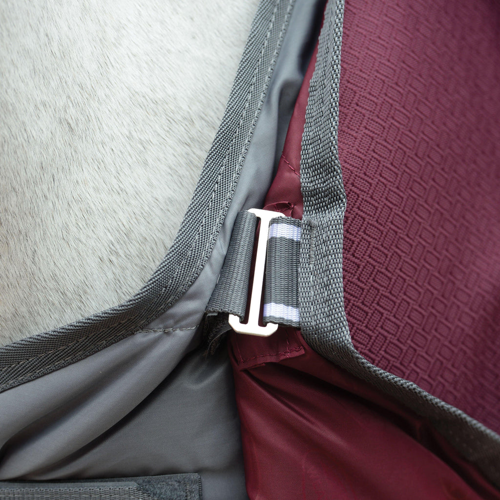 ComFiTec Plus Dynamic II Detach-A-Neck 0g Light Weight Turnout Rug Maroon/Grey/White