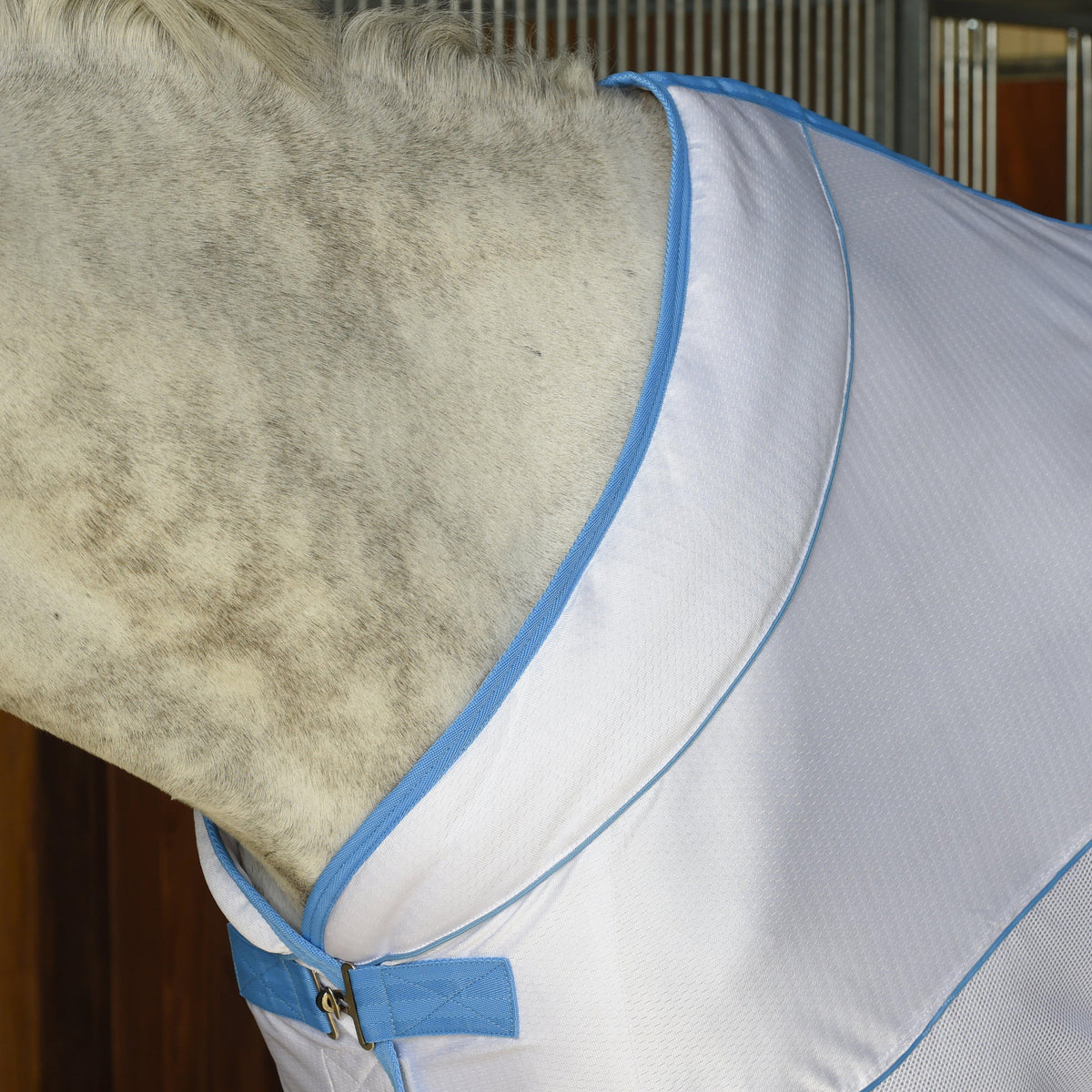 Air-Tec Standard Neck Cooler White/Blue