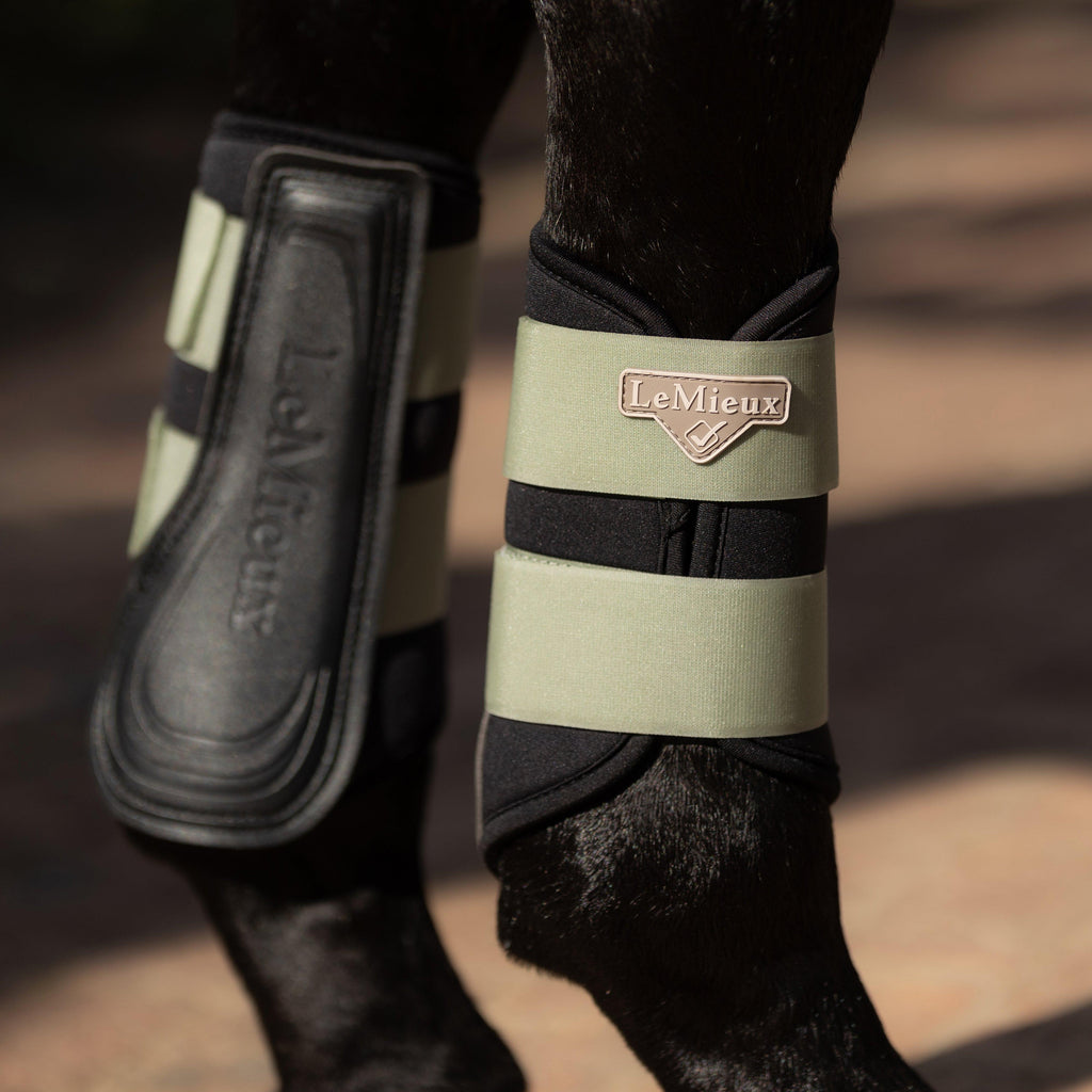 Grafter Brushing Boots Fern