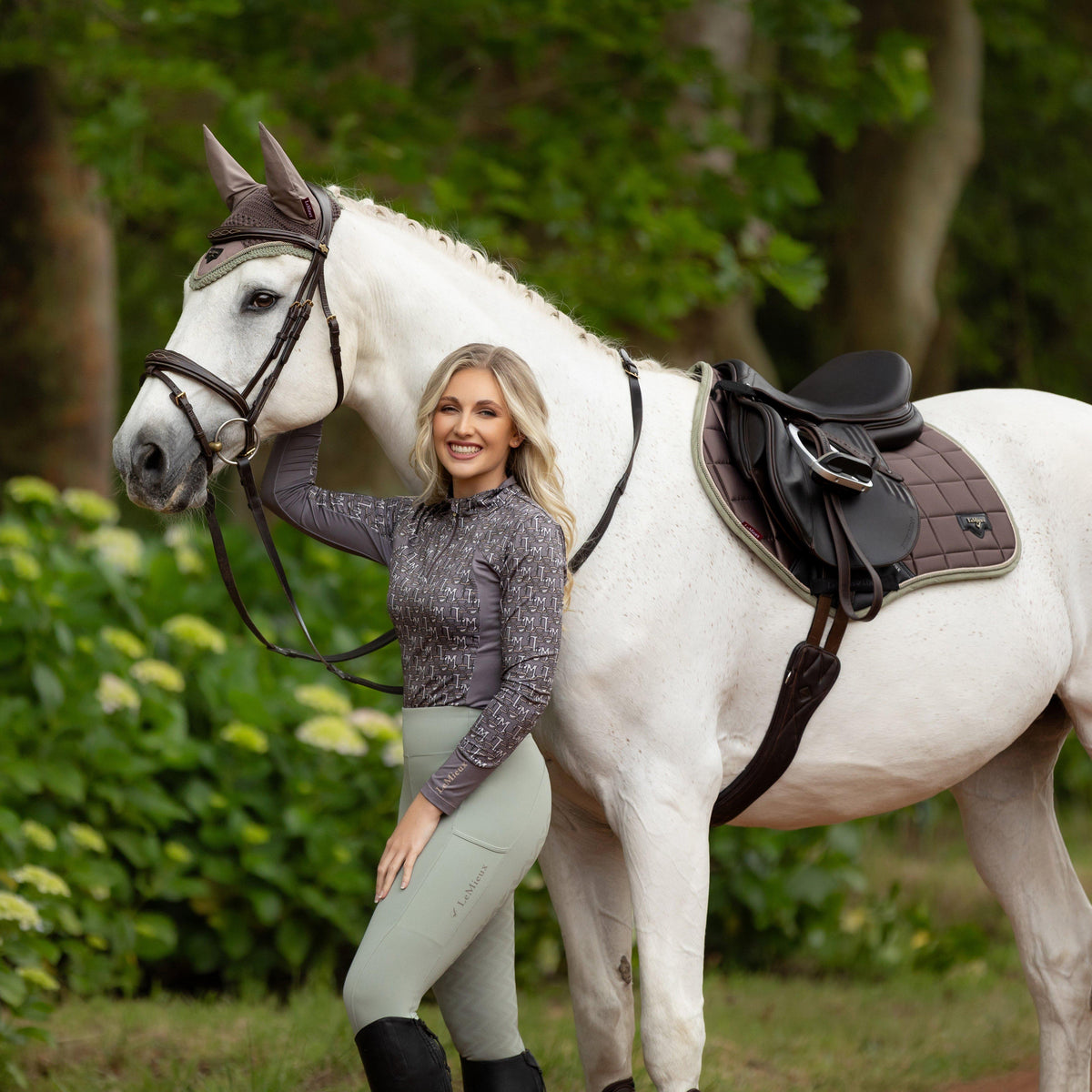 Loire Classic Close Contact Saddle Pad Walnut