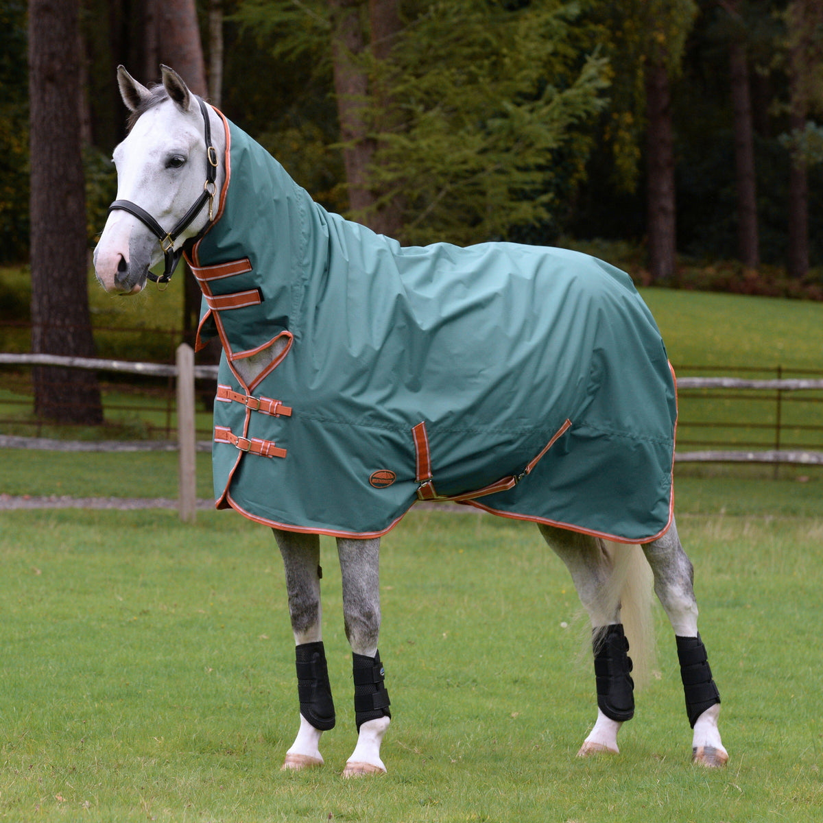 ComFiTec Tyro Combo Neck 200g Mediumweight Turnout Rug Green/Burnt Orange/White