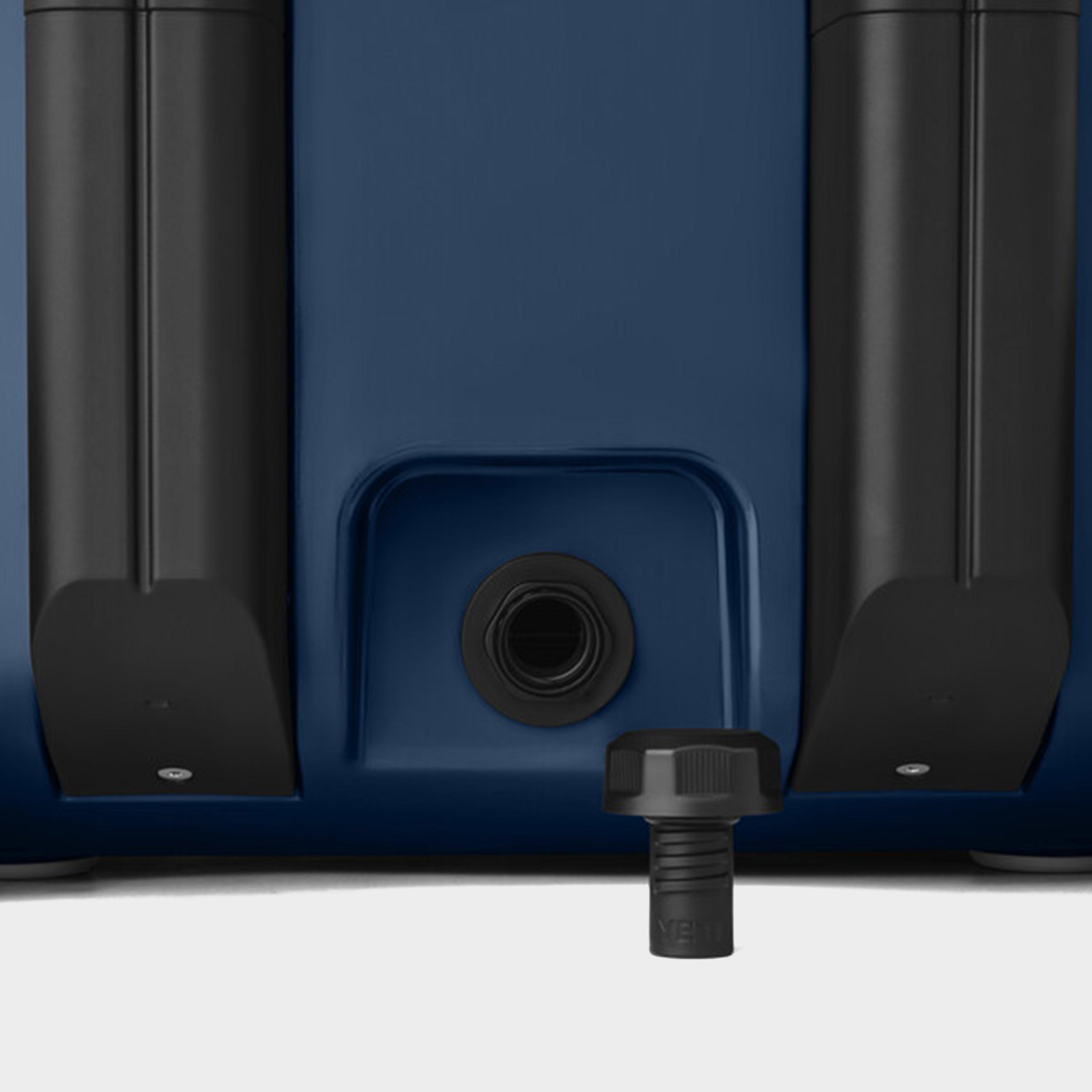 Roadie® 32 Wheeled Cool Box