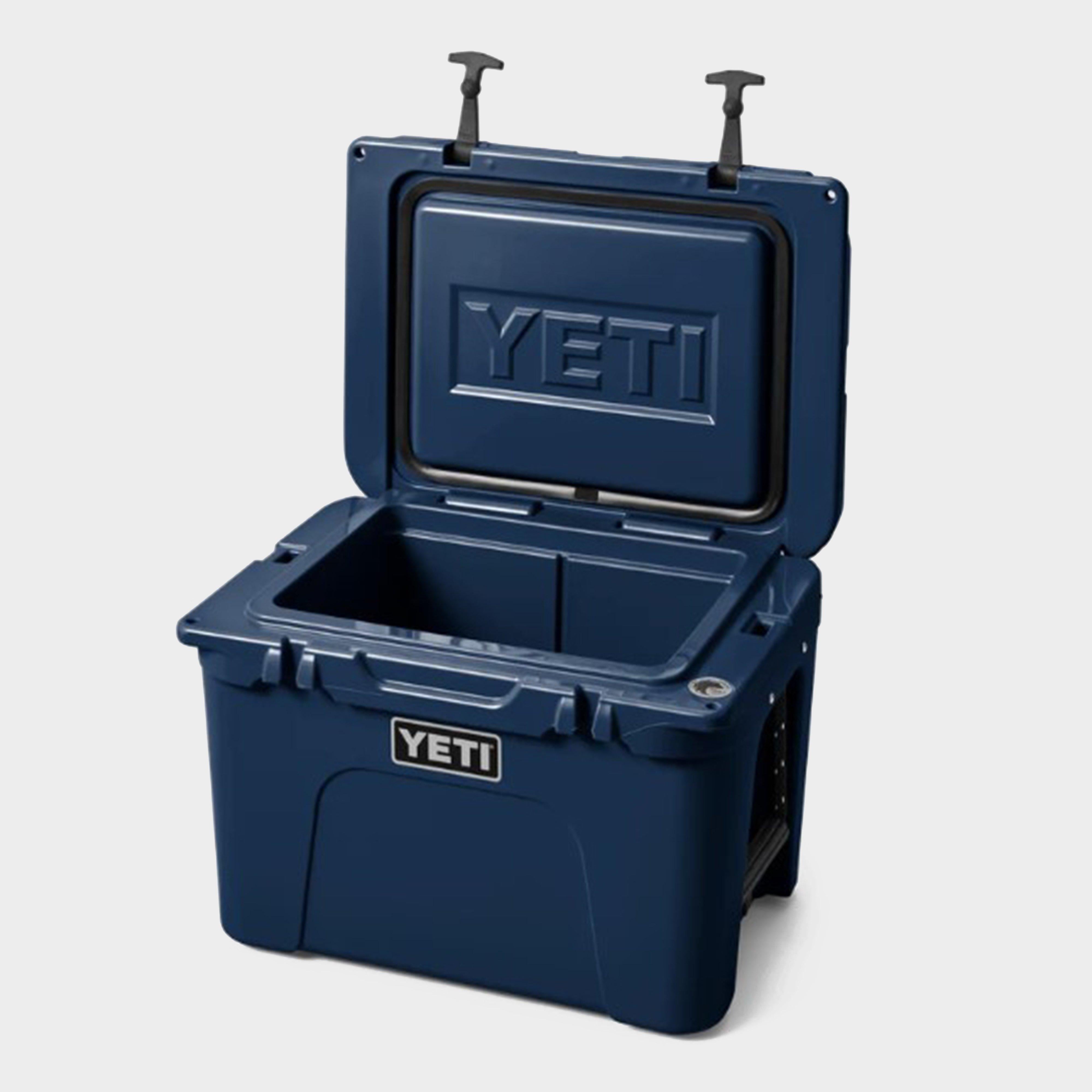 Tundra® 35 Cool Box