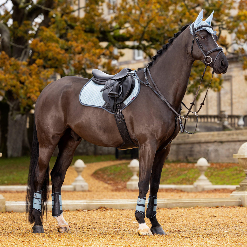 Suede Close Contact Saddle Pad Glacier