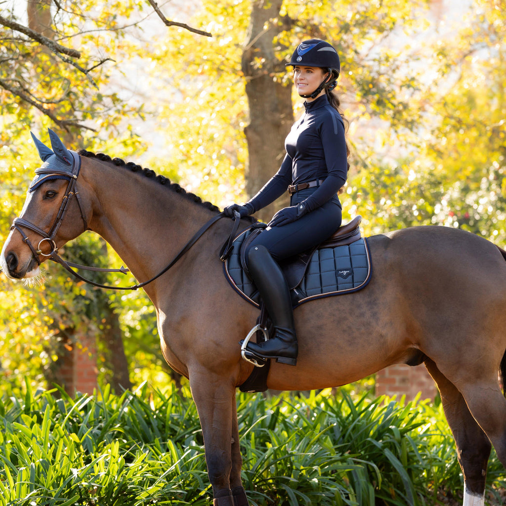 Loire Classic Close Contact Square Saddle Pad Petrol