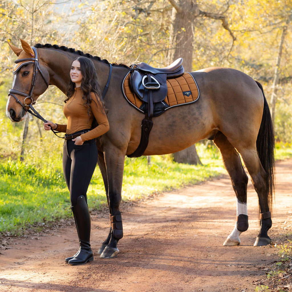 Loire Classic Close Contact Square Saddle Pad Ginger