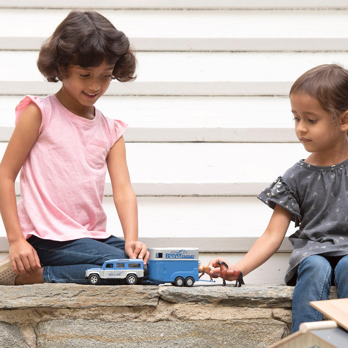 Farm Land Rover and Tag-A-Long Horse Trailer