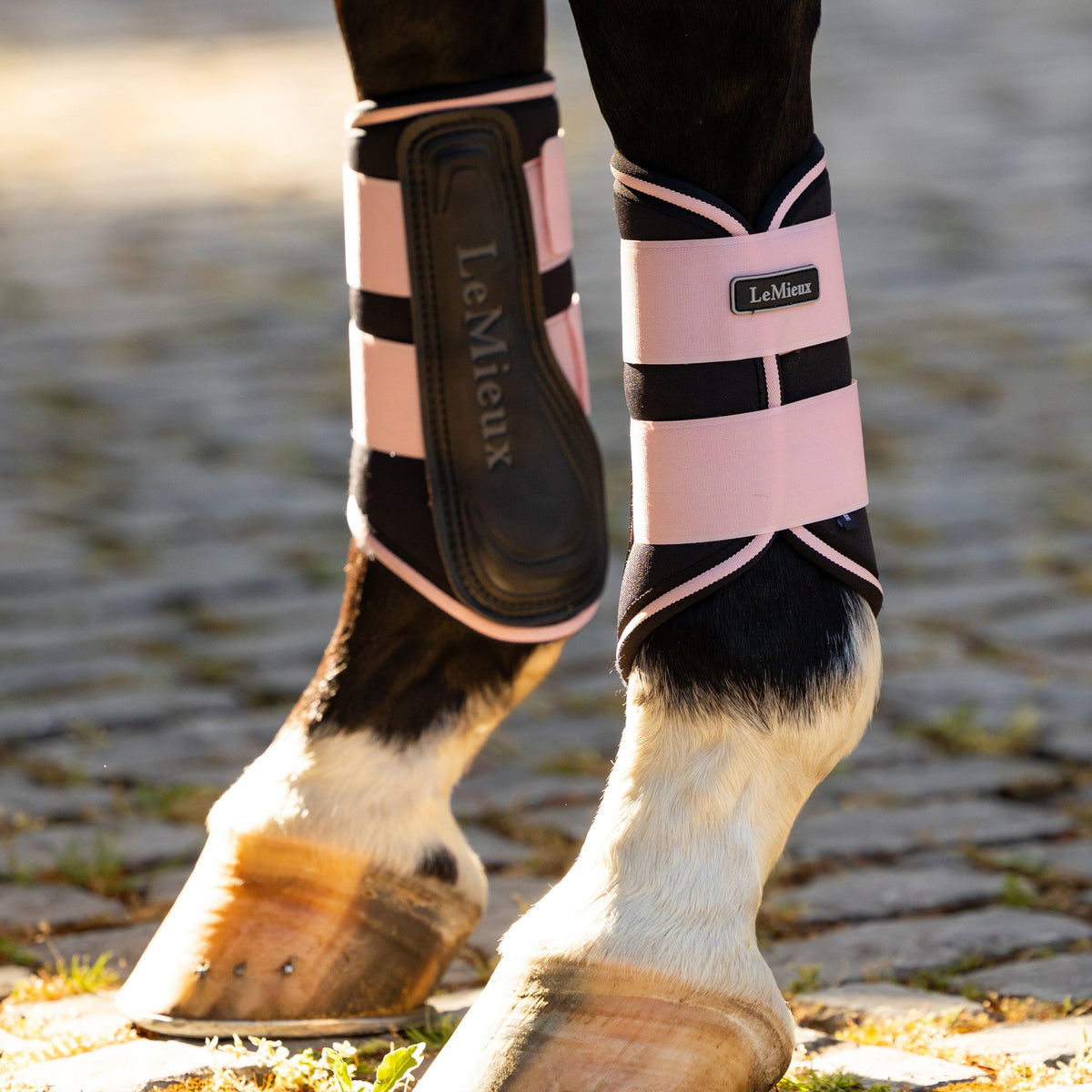 Grafter Brushing Boots Blossom