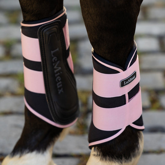 Grafter Brushing Boots Blossom