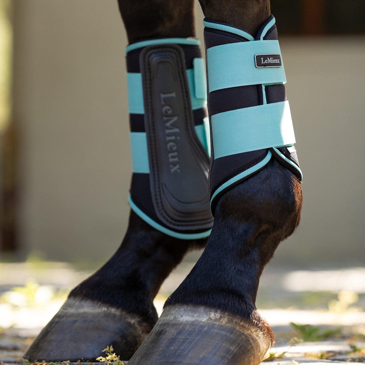 Grafter Brushing Boots Lagoon