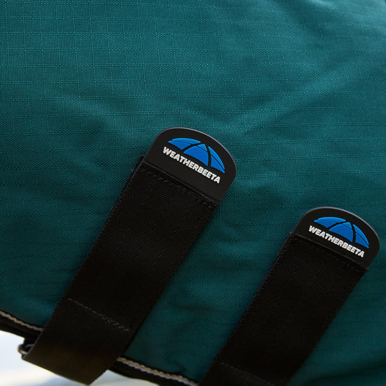 ComFiTec Classic Combo Neck 220g Mediumweight Turnout Rug Dark Blue/Coffee