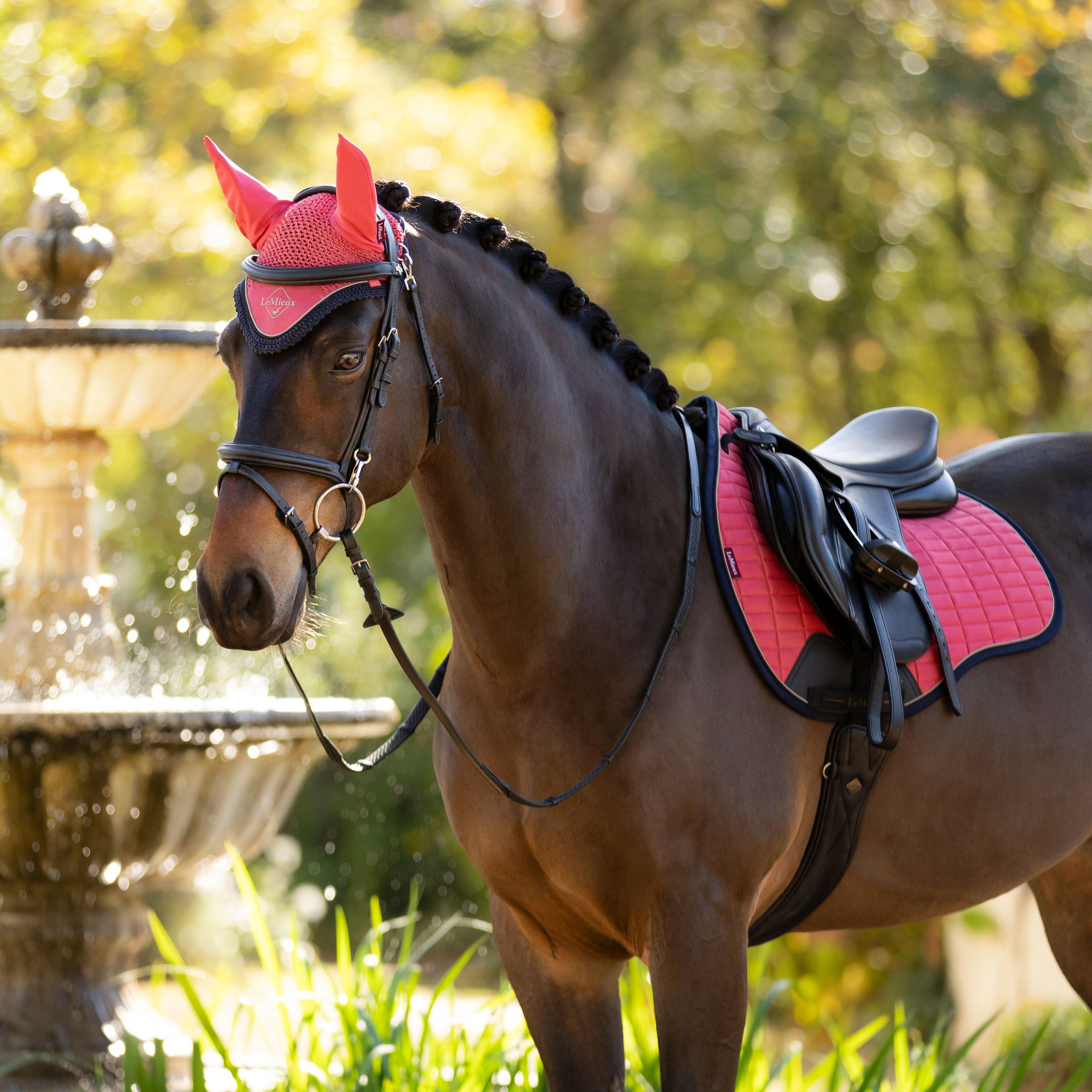 Suede GP Saddle Pad Cranberry
