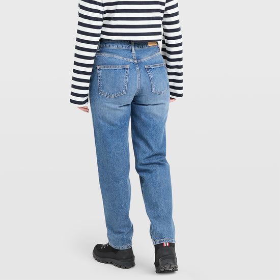 Womens Mid Relaxed Fit Mid-Rise Jeans