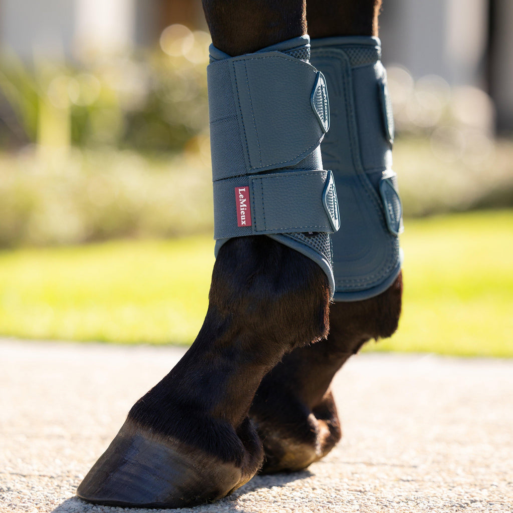 Arika Mesh Brushing Boots Jungle