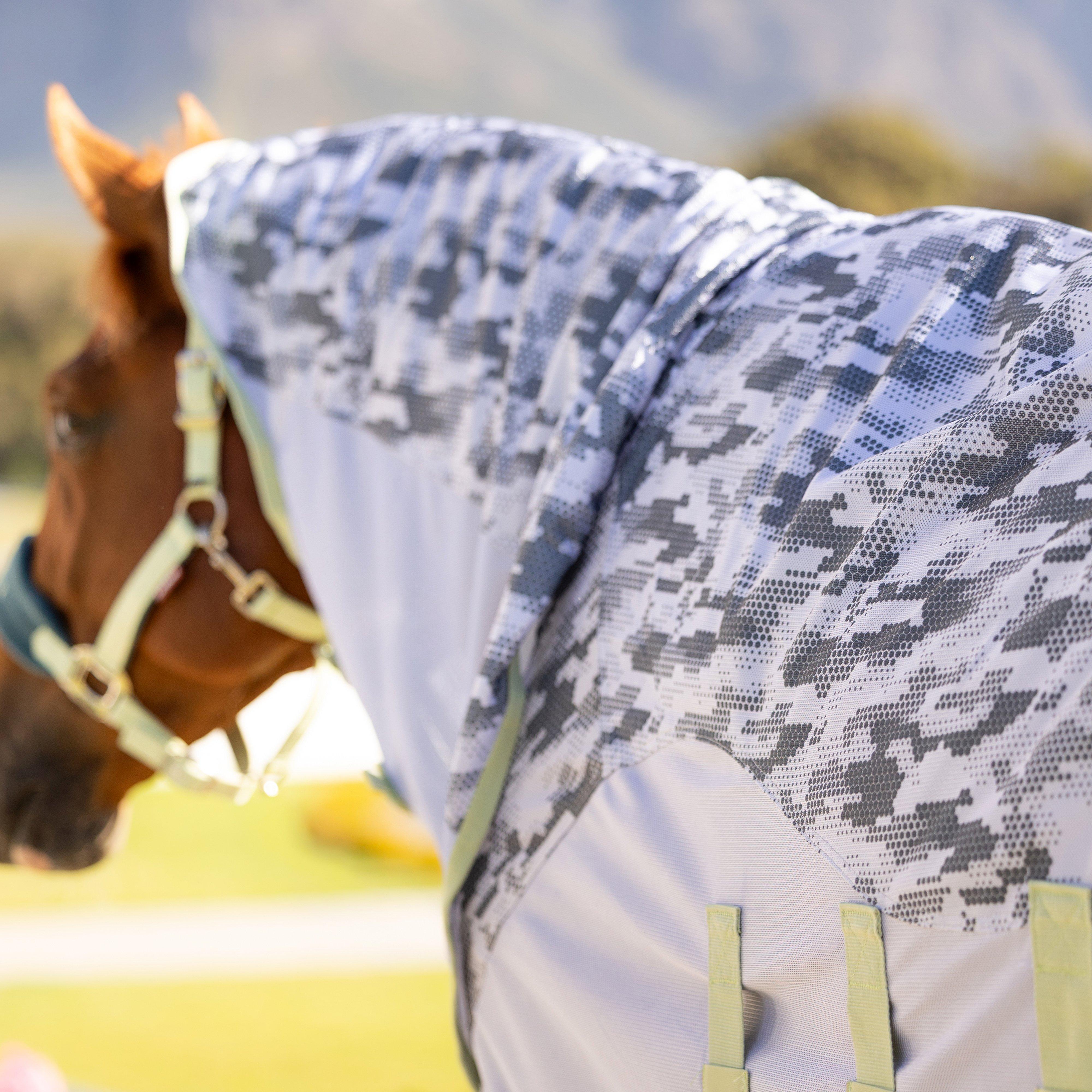 Arika Camo-Tek Fly Rug Macaron