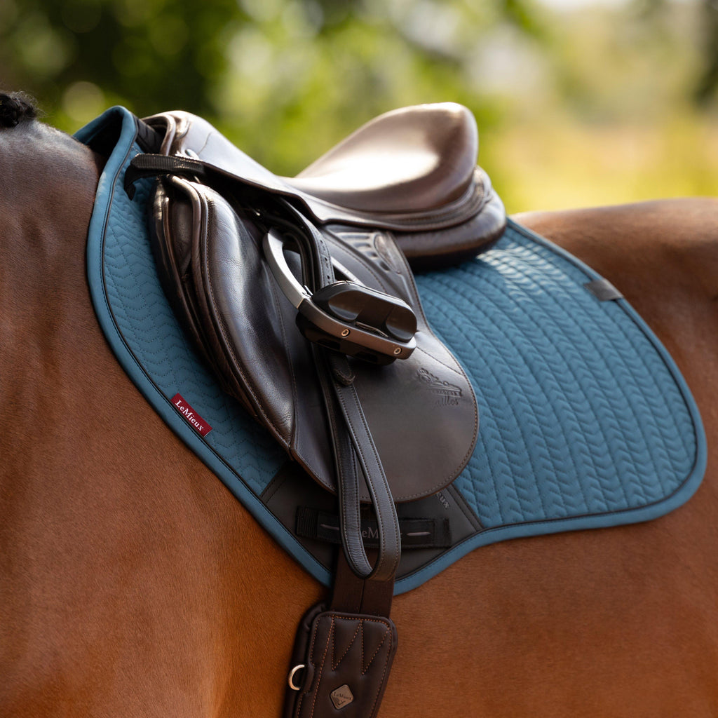Essence Close Contact Square Saddle Pad Jungle