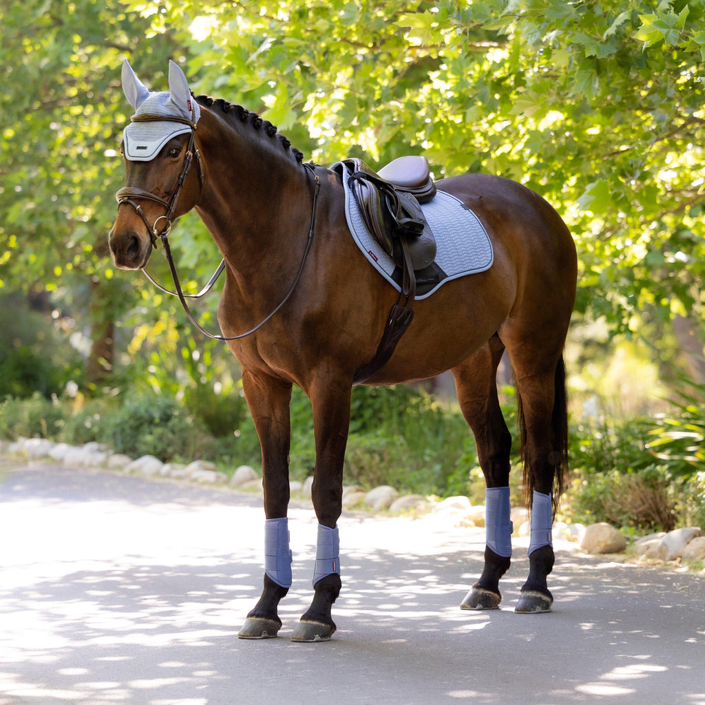 Essence Close Contact Square Saddle Pad Powder Blue