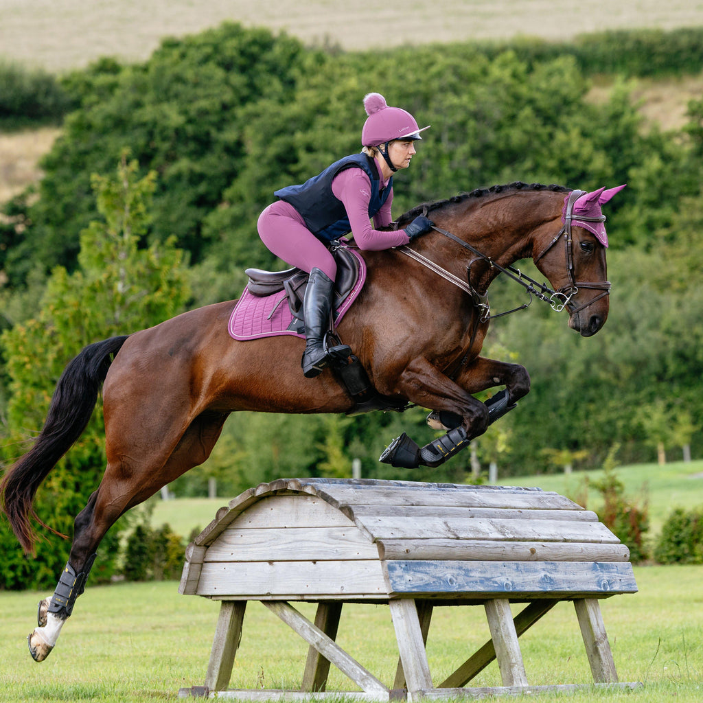 Suede Close Contact Saddle Pad Mallow