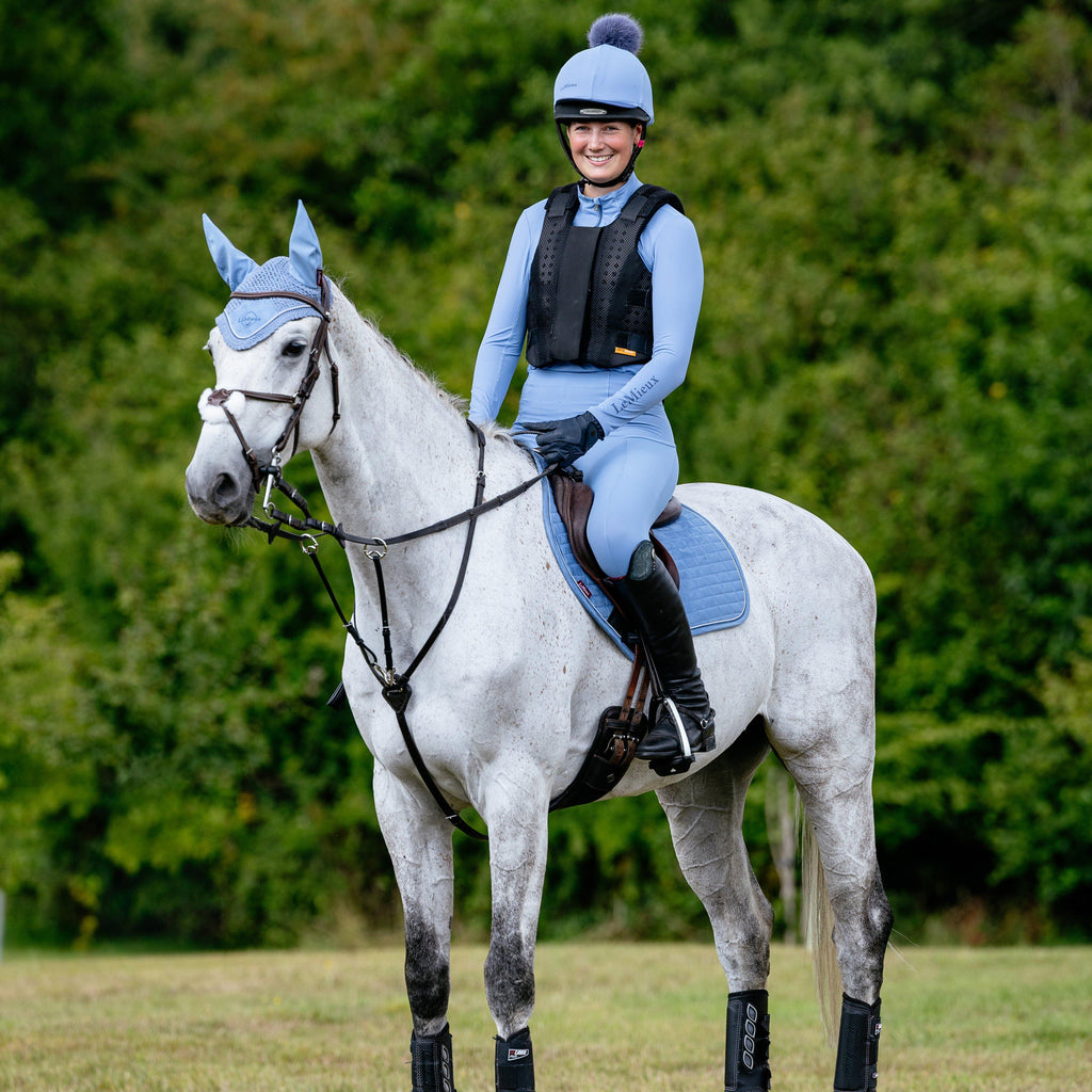 Suede Close Contact Saddle Pad Powder Blue