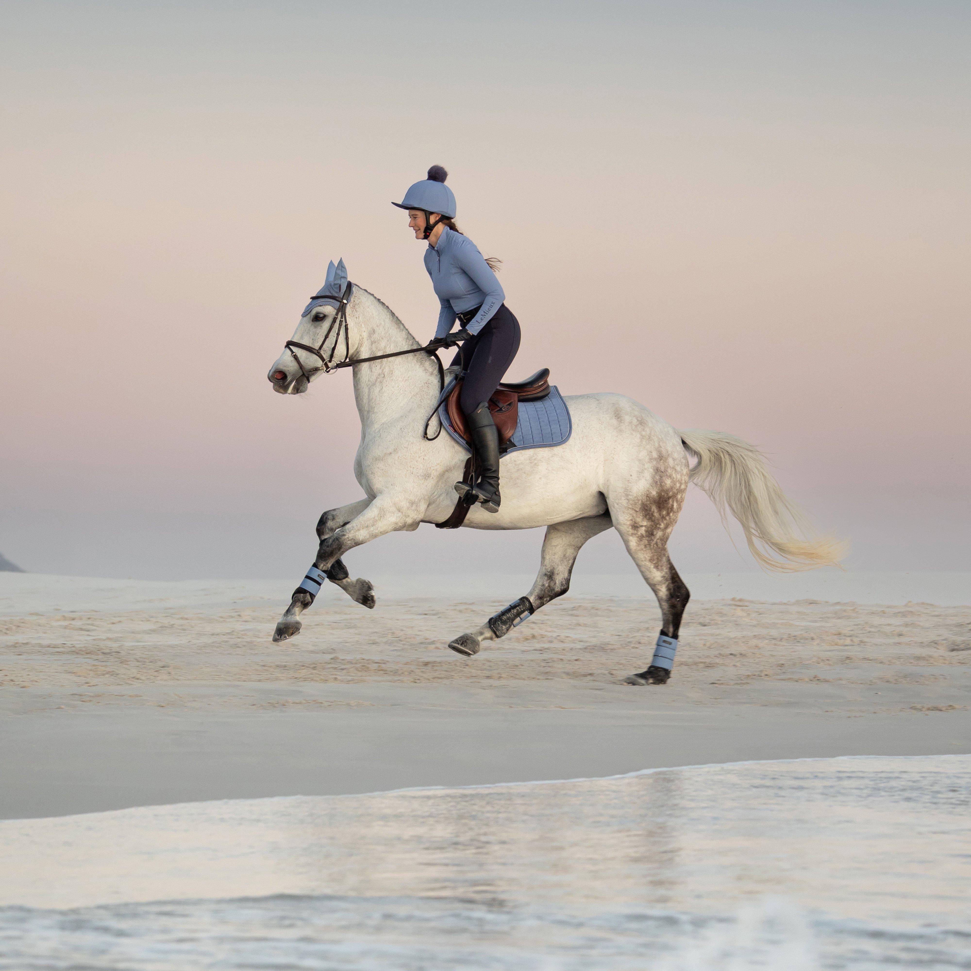 Suede Close Contact Saddle Pad Powder Blue