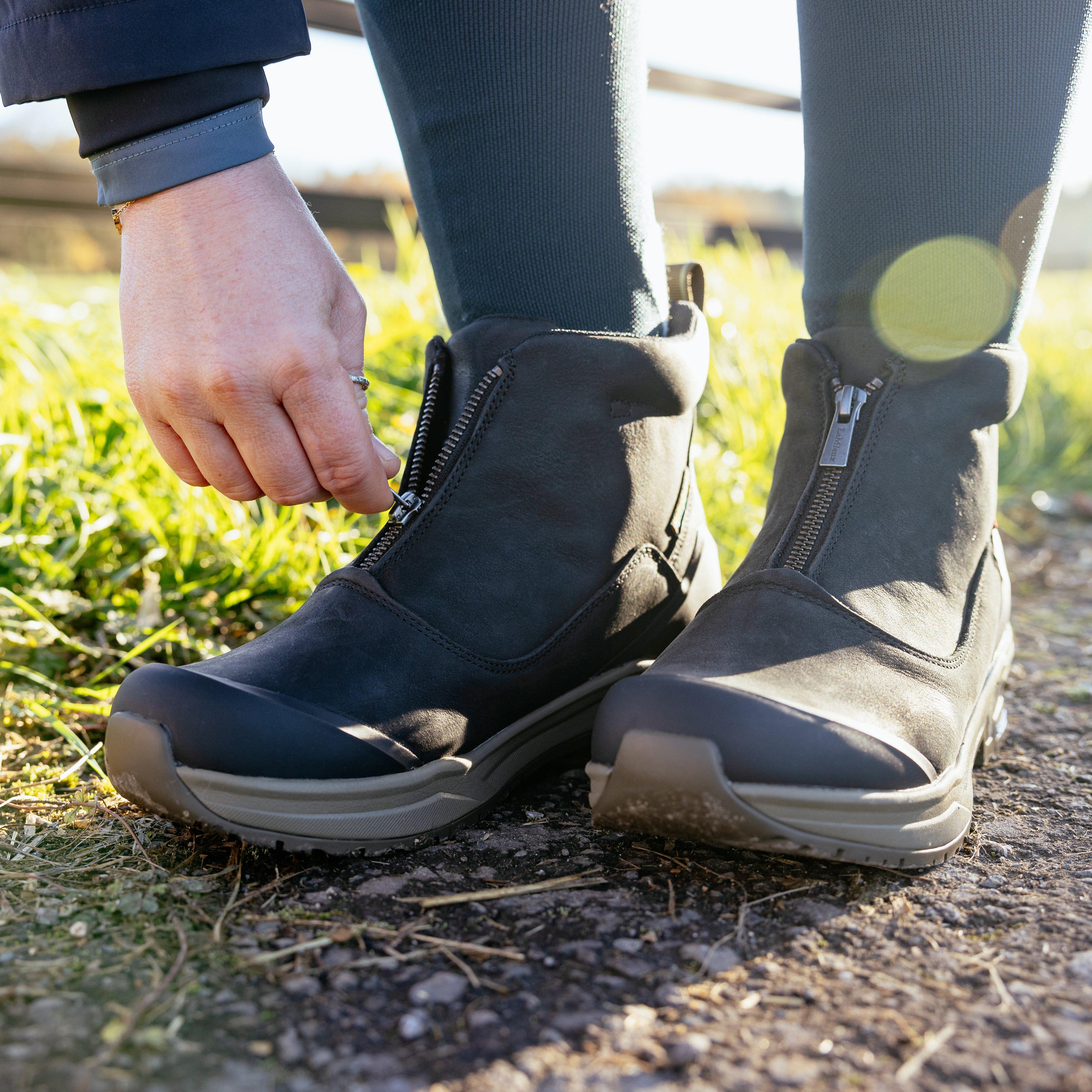 Women's Trex Zip Waterproof Boot Black