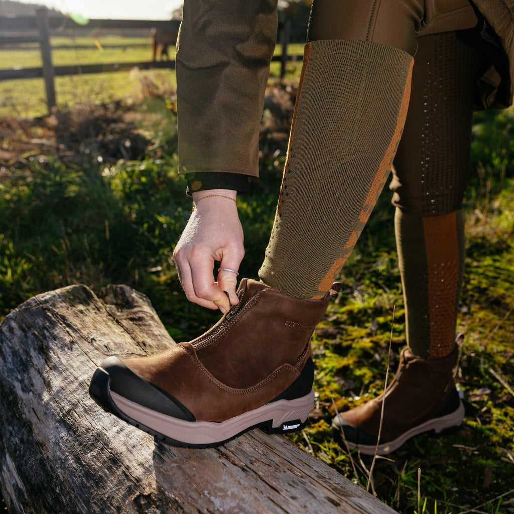 Women's Trex Zip Waterproof Boots Brown