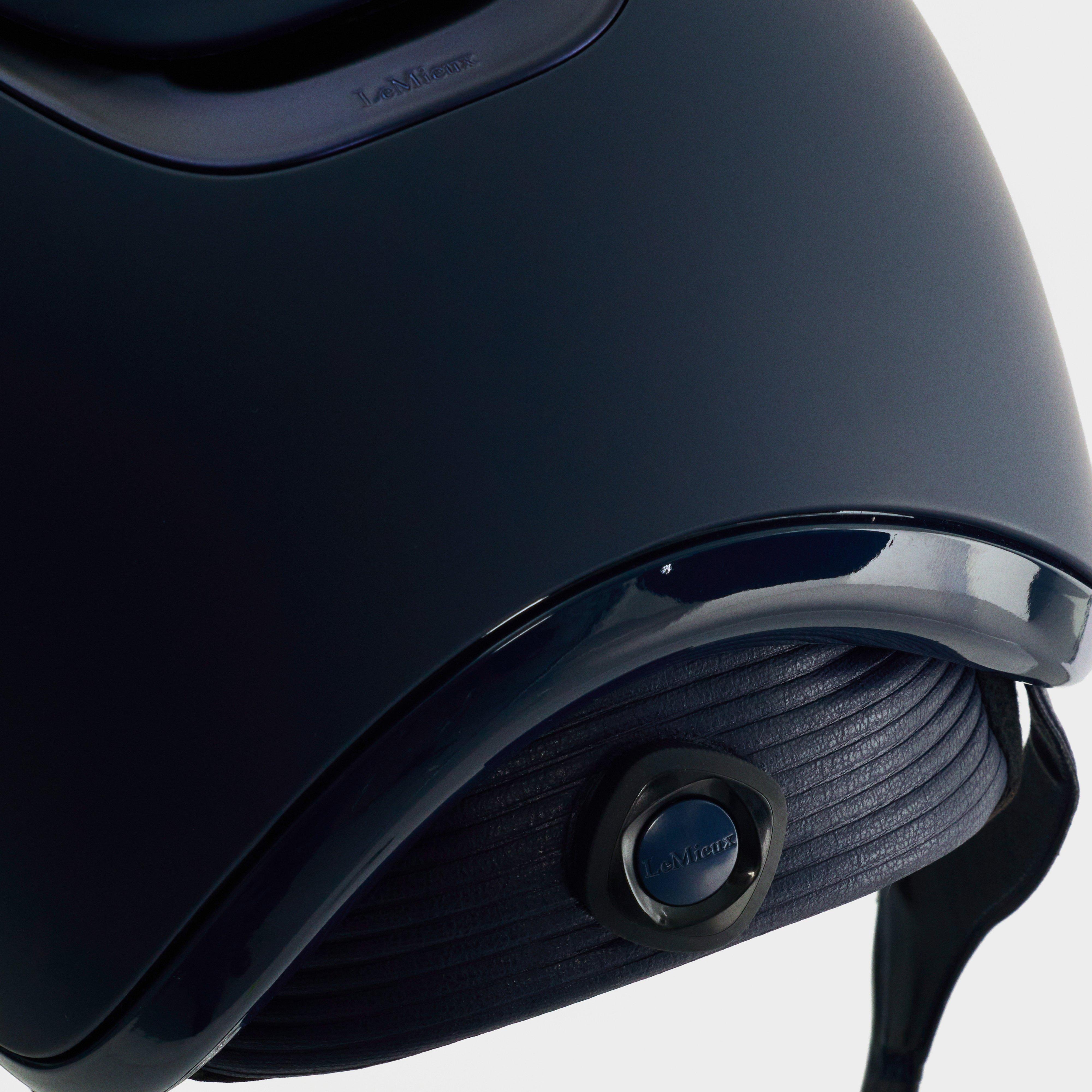 Unisex Verv® Competition Helmet