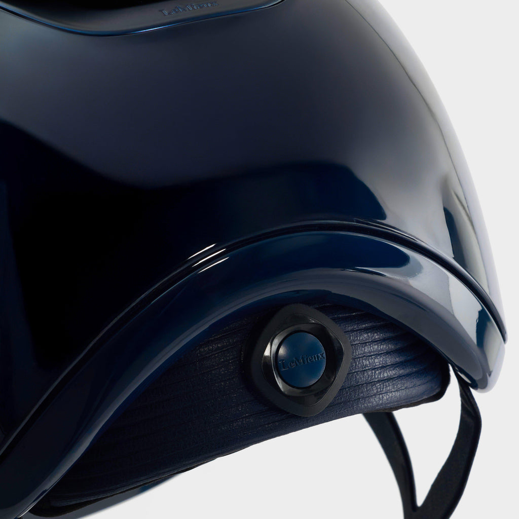 Unisex Verv® Competition Helmet