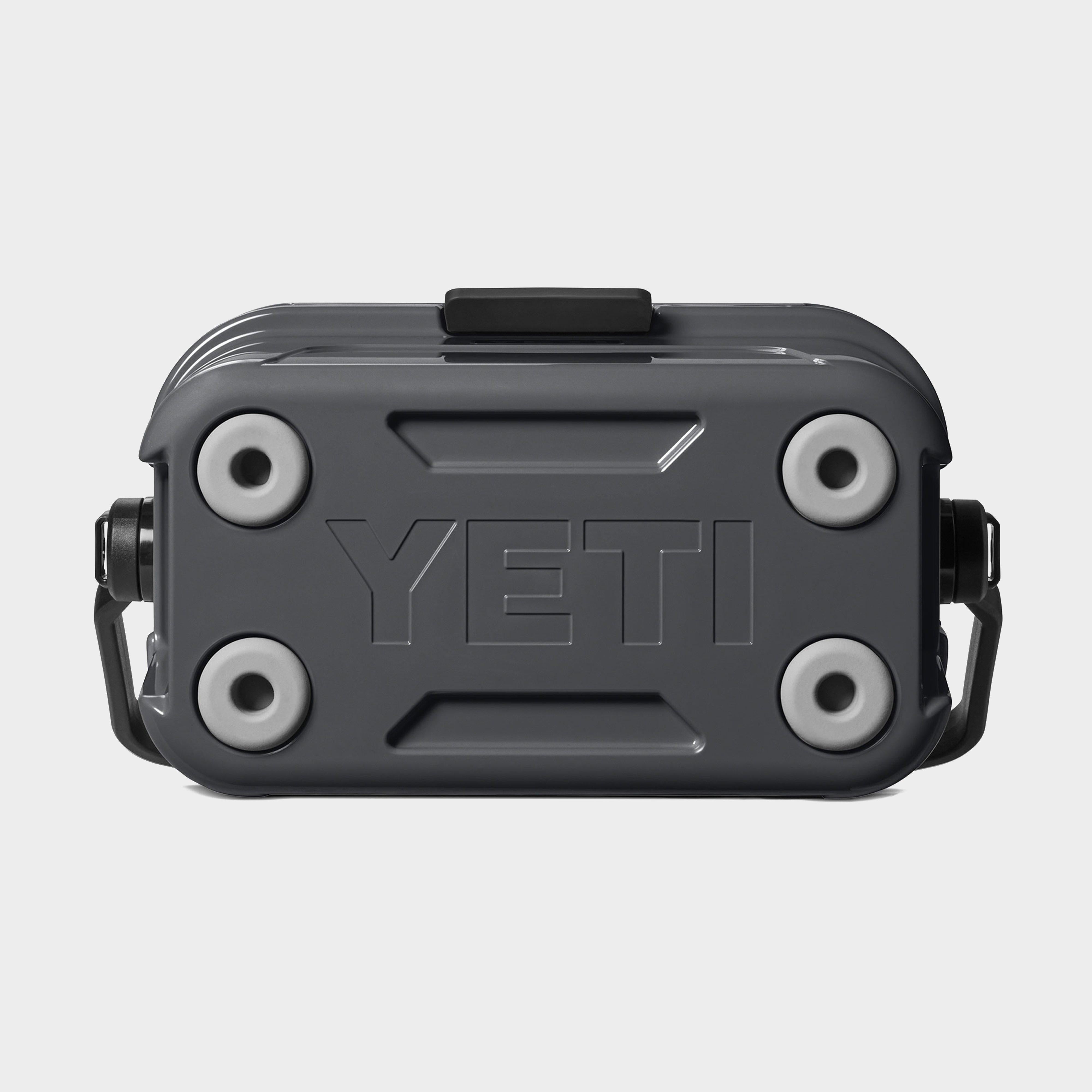 Roadie® 8 Cool Box
