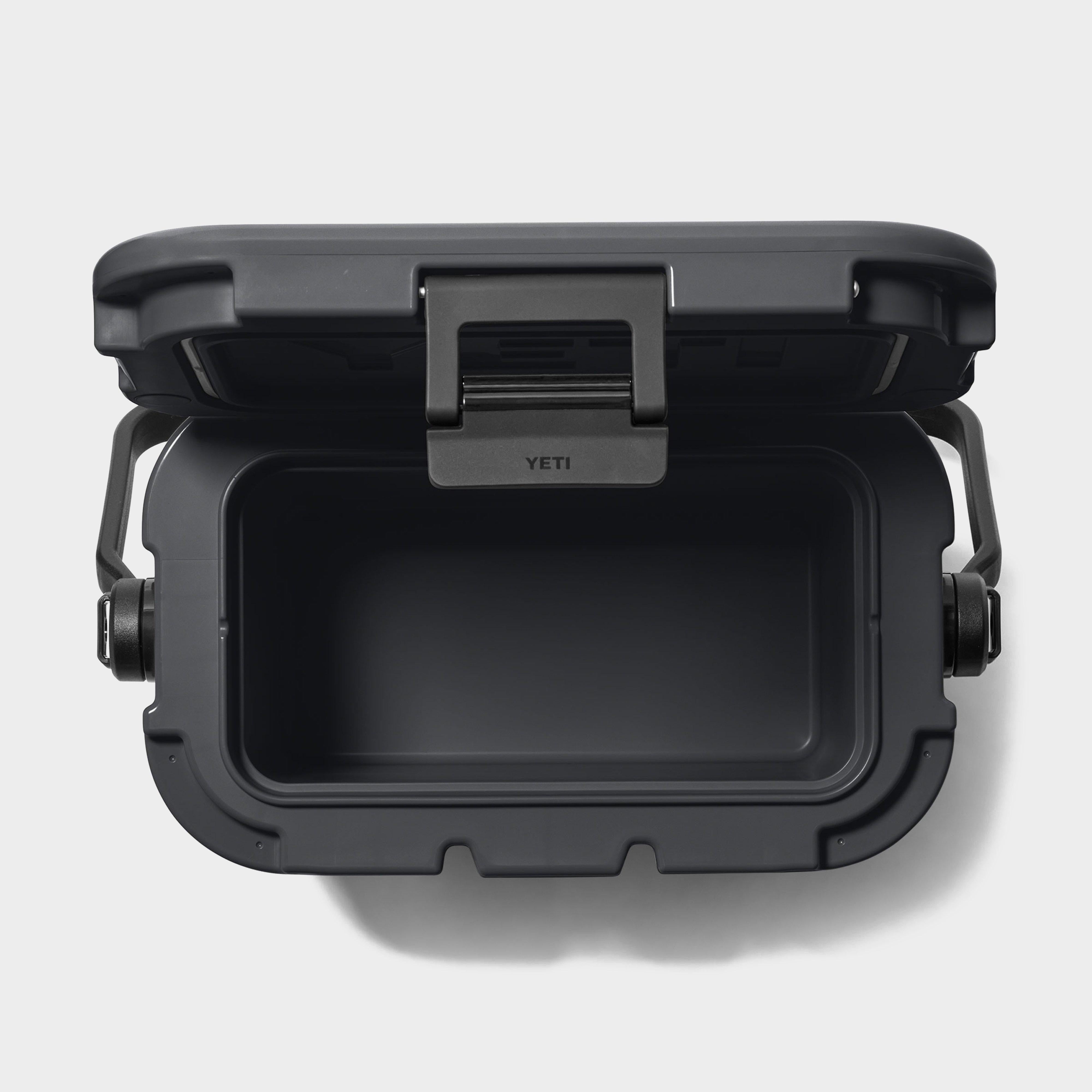 Roadie® 8 Cool Box
